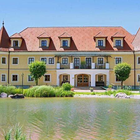 Almtalhotel Appartements In Pettenbach Esterno foto