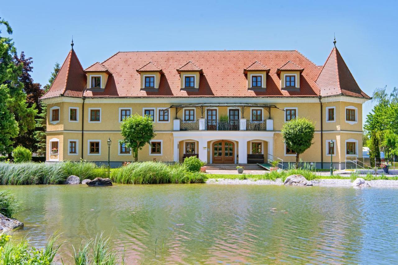 Almtalhotel Appartements In Pettenbach Esterno foto