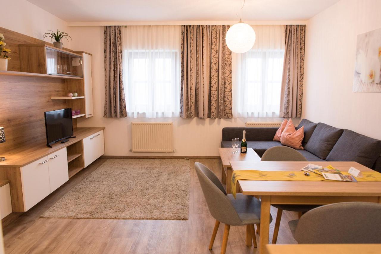 Almtalhotel Appartements In Pettenbach Camera foto